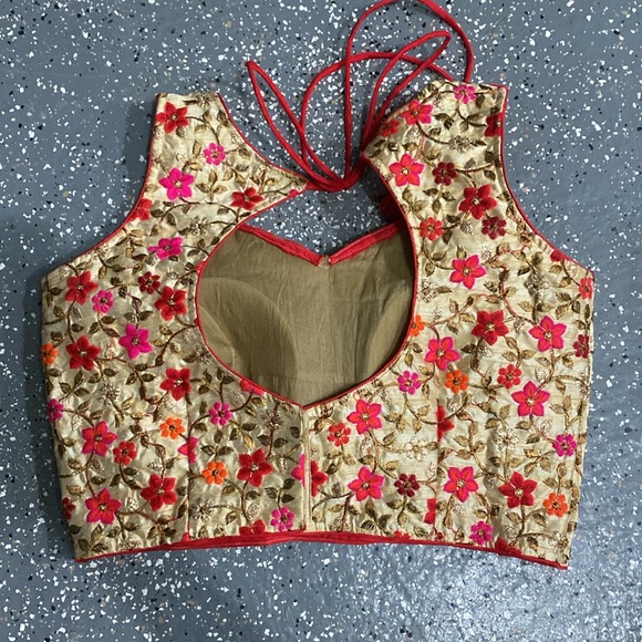 Lehenga Top - Picture 5 of 7